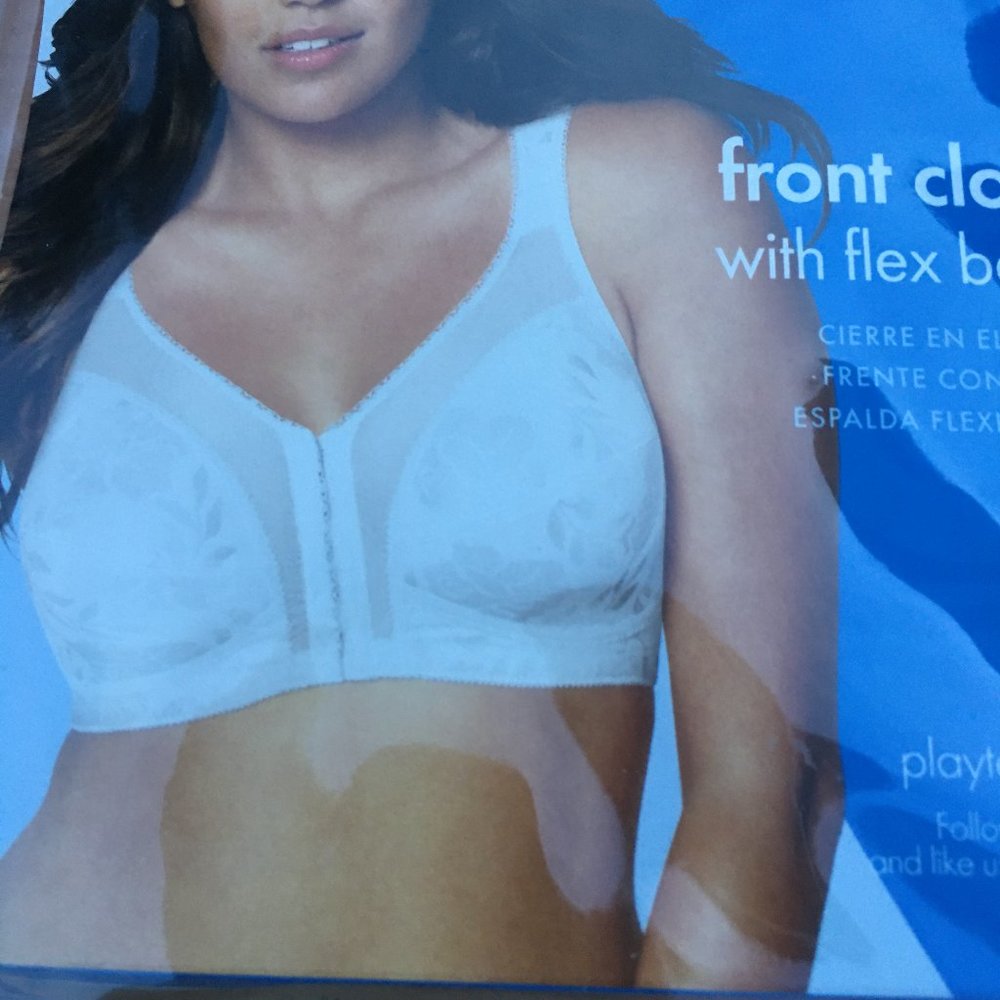 Playtex 18 hour Front Closure with flex Back Bra